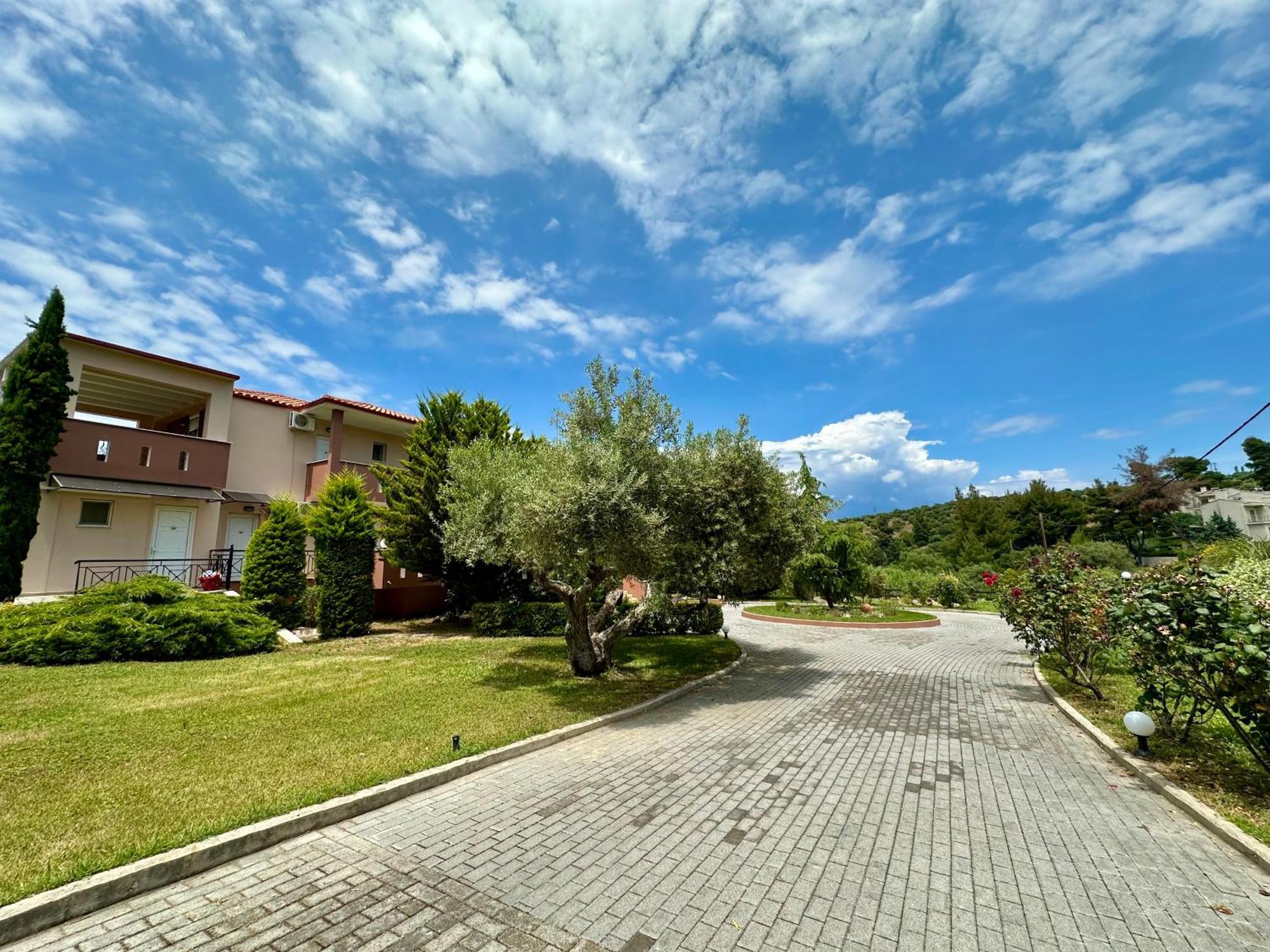 Agrili Apartments & Rooms Elia Nikitis Exterior foto