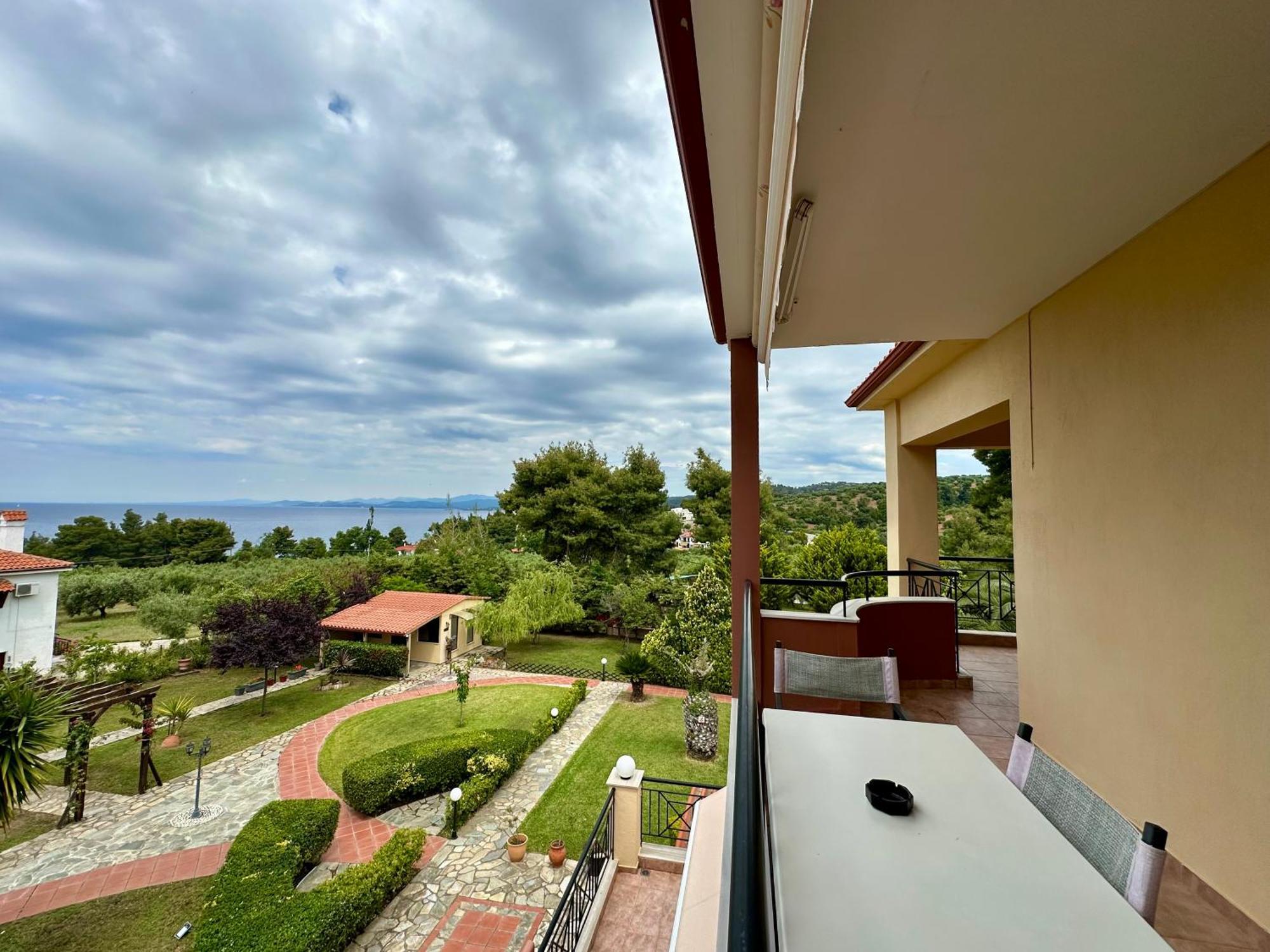 Agrili Apartments & Rooms Elia Nikitis Exterior foto